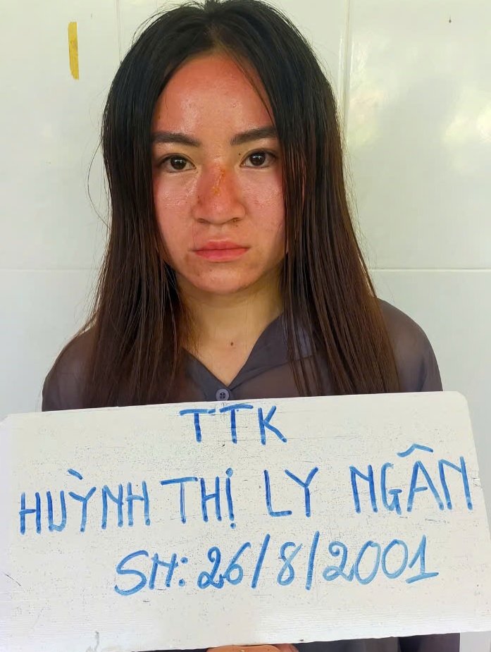 Huỳnh Thị Ly Ngân